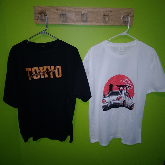 2 Japanese Racing T-shirts With Large Graphics In Size XL - Picture 1 of 5